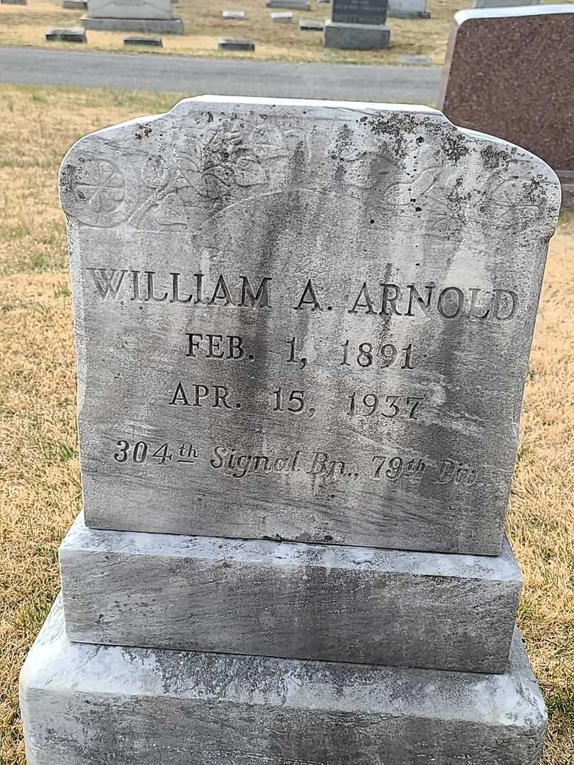 William A. Arnold's grave. Photo 3