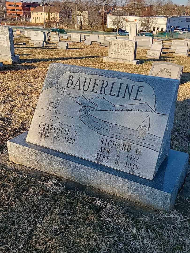 Richard G. Bauerline's grave. Photo 1