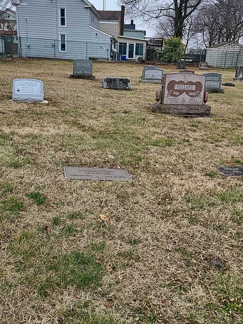 Marian I. Virtz's grave. Photo 2