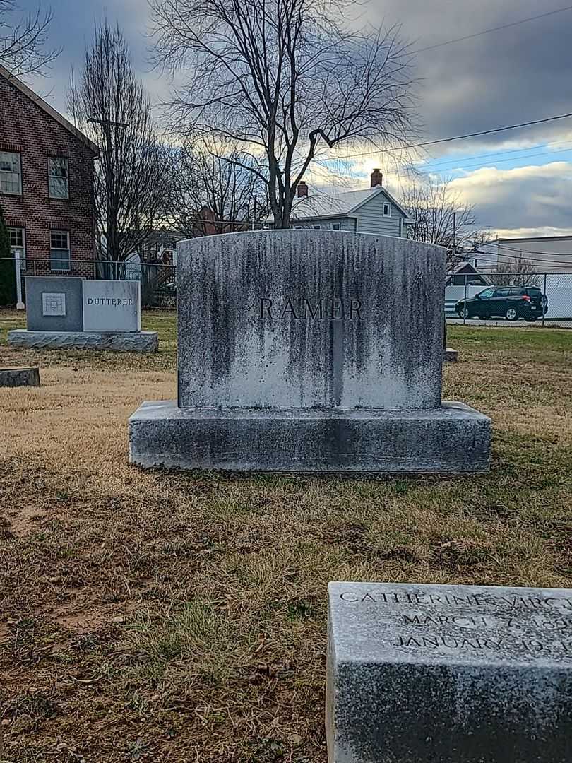 Scott Graham Ramer's grave. Photo 1