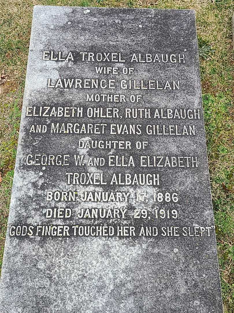 Ella Troxel Albaugh Gillelan's grave. Photo 3