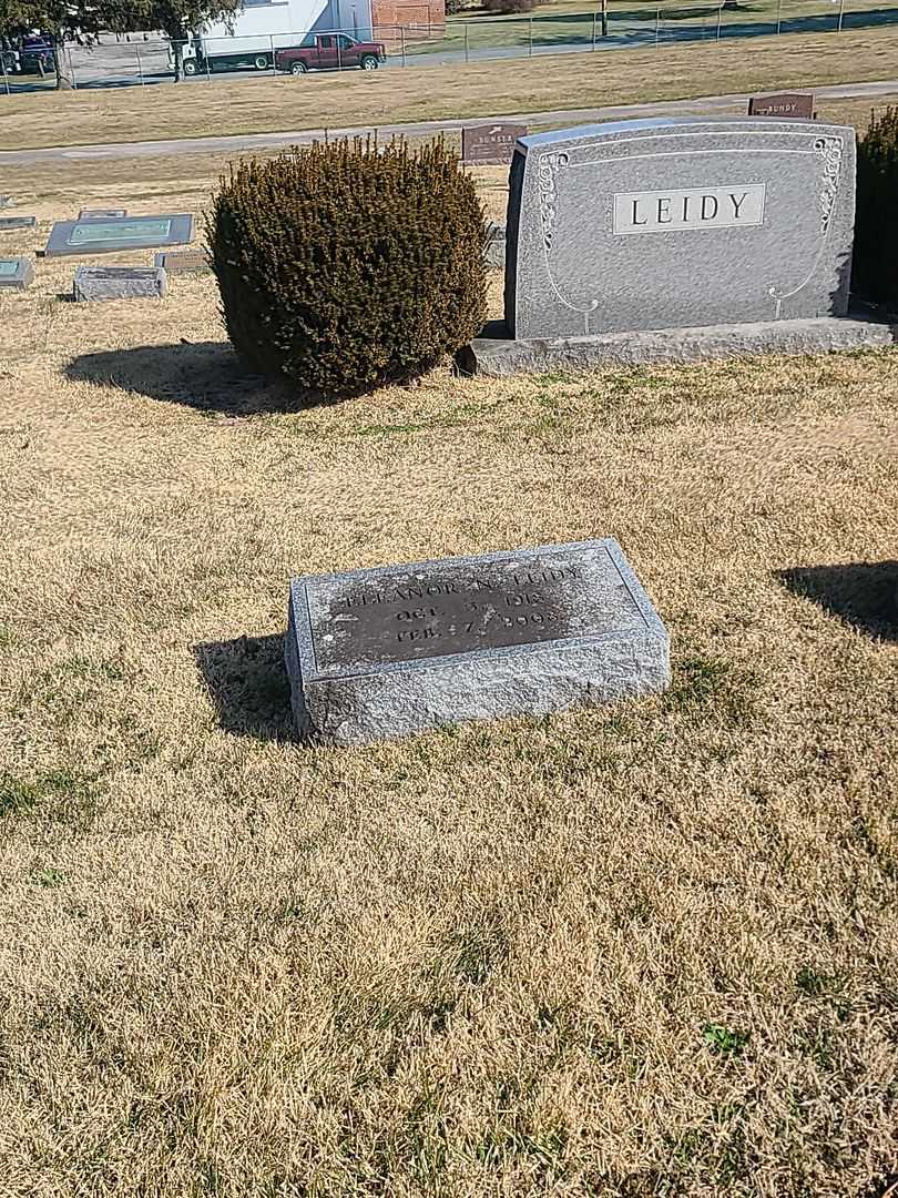 Eleanor N. Leidy's grave. Photo 2