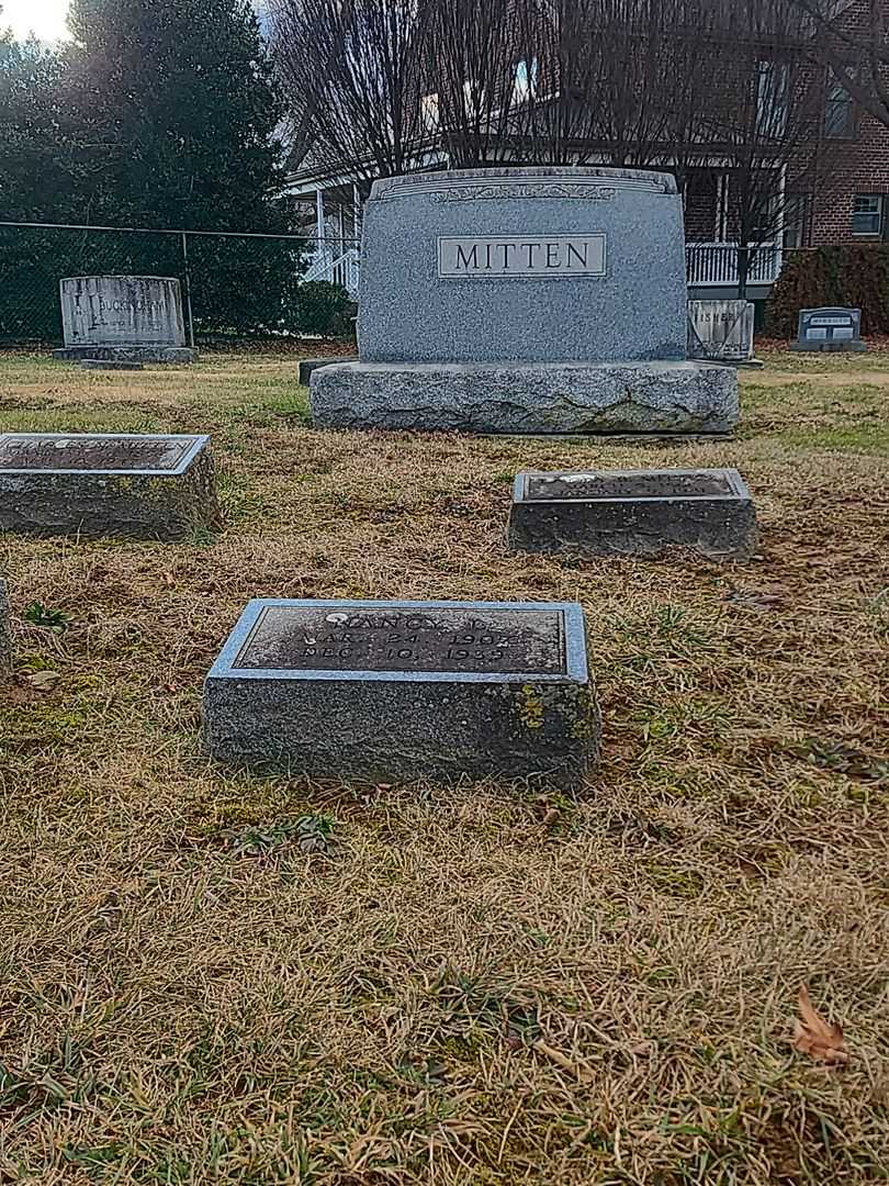 Nancy I. Eckard's grave. Photo 2