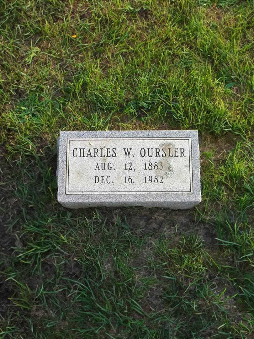 Charles W. Oursler's grave. Photo 2