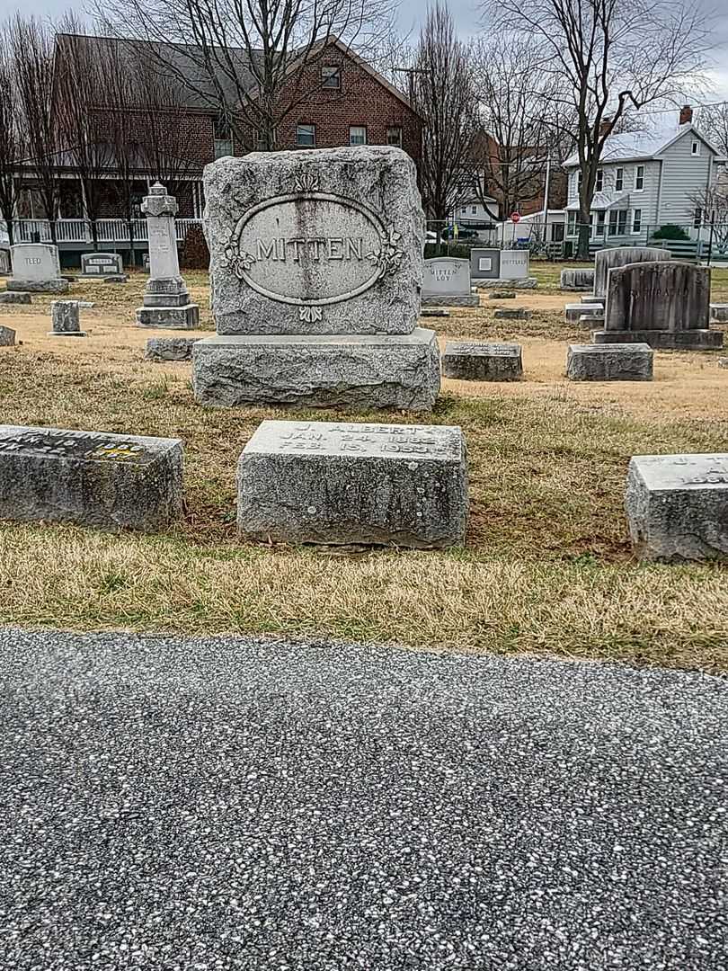 J. Albert Mitten's grave. Photo 3