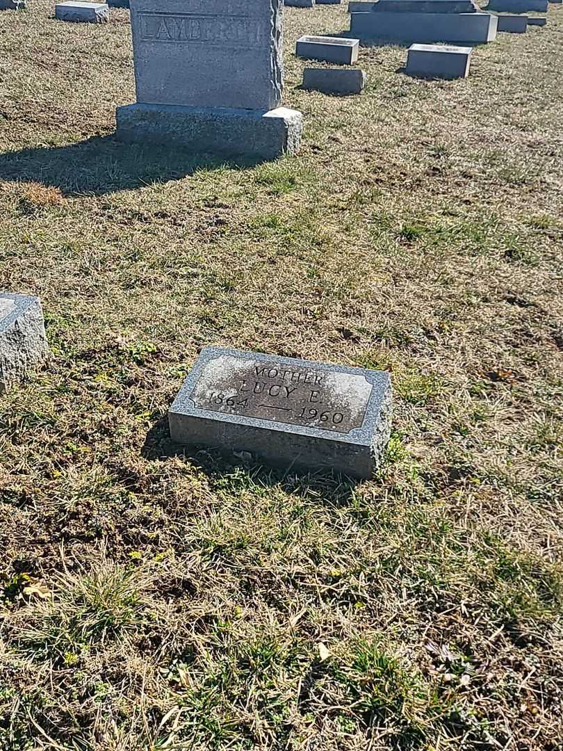 Lucy E. Lamberth's grave. Photo 2