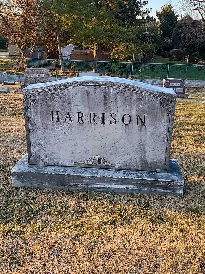 T. Kenoley Harrison's grave. Photo 1