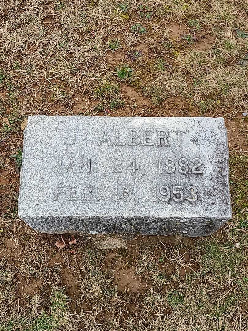 J. Albert Mitten's grave. Photo 4