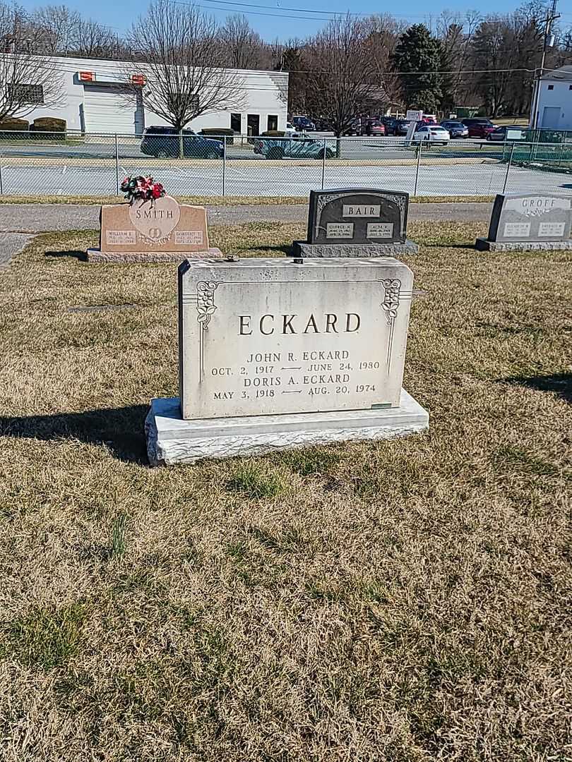 Doris A. Eckard's grave. Photo 2