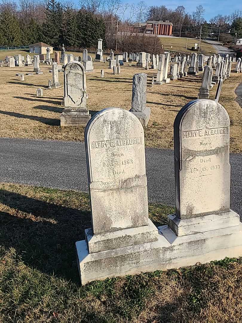 Harry C. Albaugh's grave. Photo 1