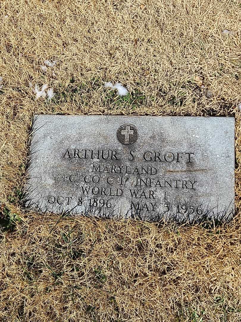 Arthur S. Groft's grave. Photo 3