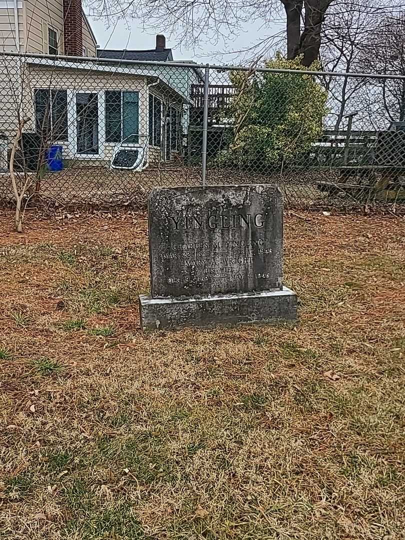 Charles M. Yingling's grave. Photo 2