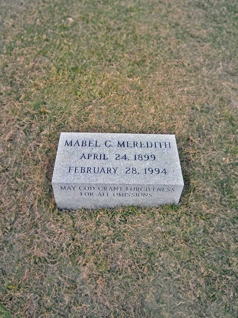 Mabel C. Meredith's grave. Photo 2
