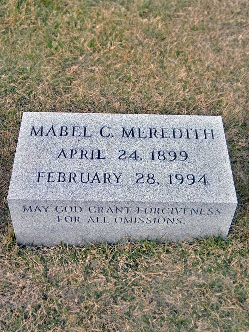 Mabel C. Meredith's grave. Photo 3