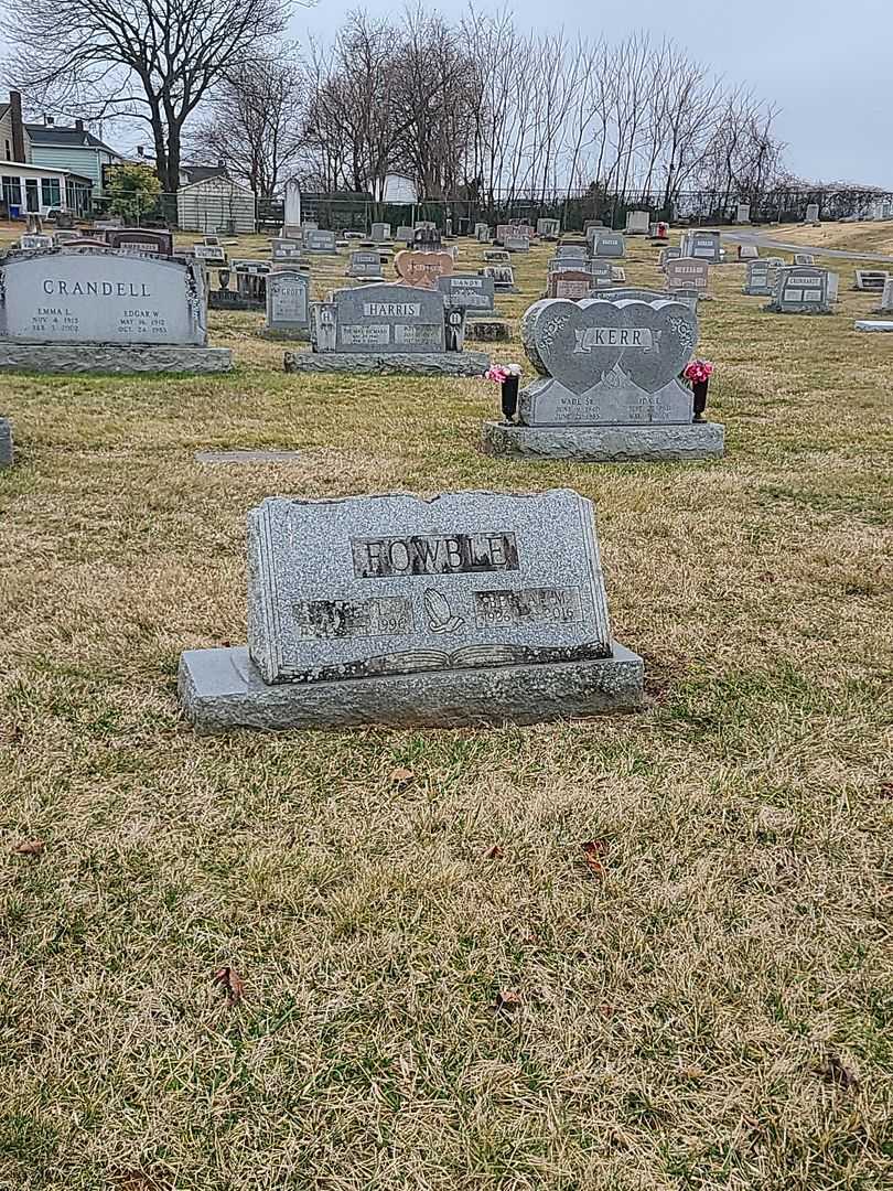 Atlee L. Fowble's grave. Photo 2