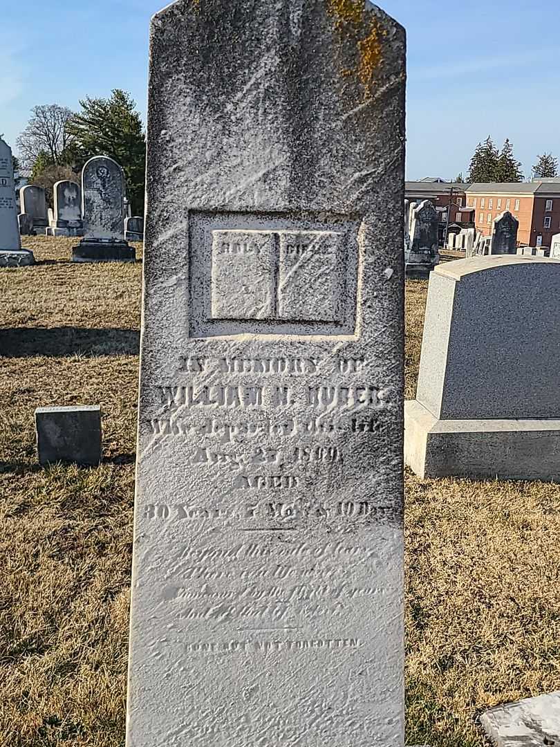 William H. Huber's grave. Photo 3