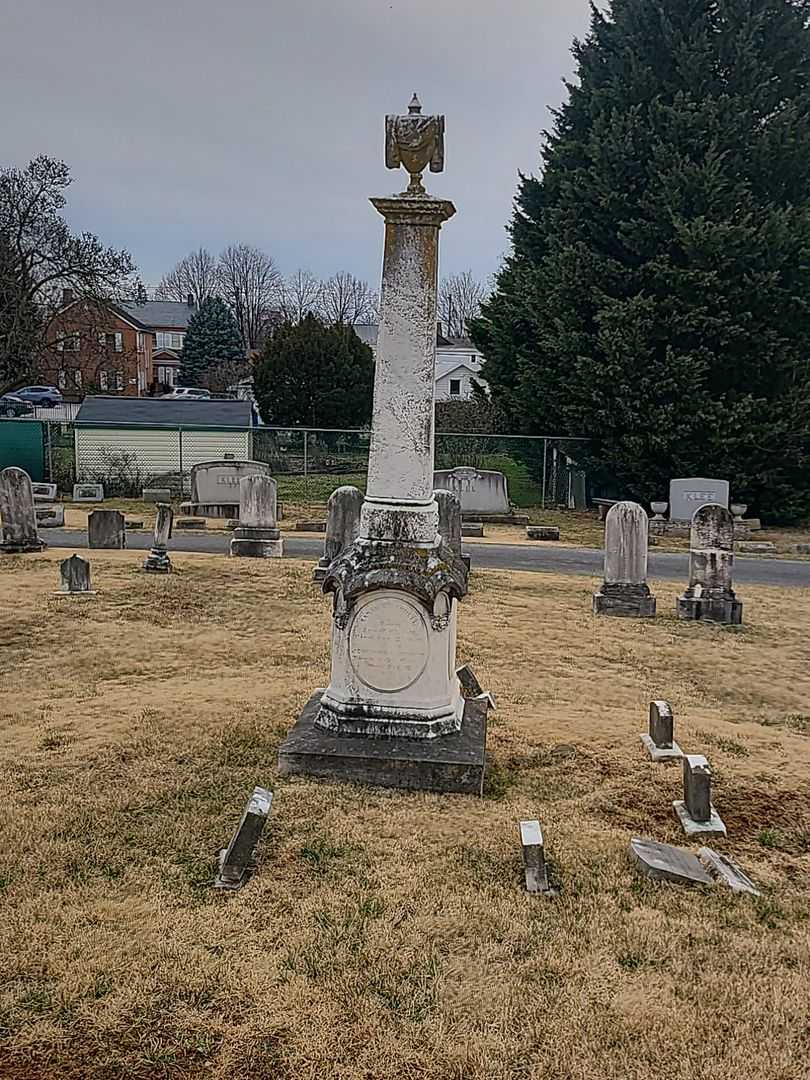 Sarah E. Bennett's grave. Photo 2
