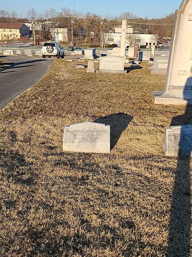 Bessie Will Elrod Unger's grave. Photo 2