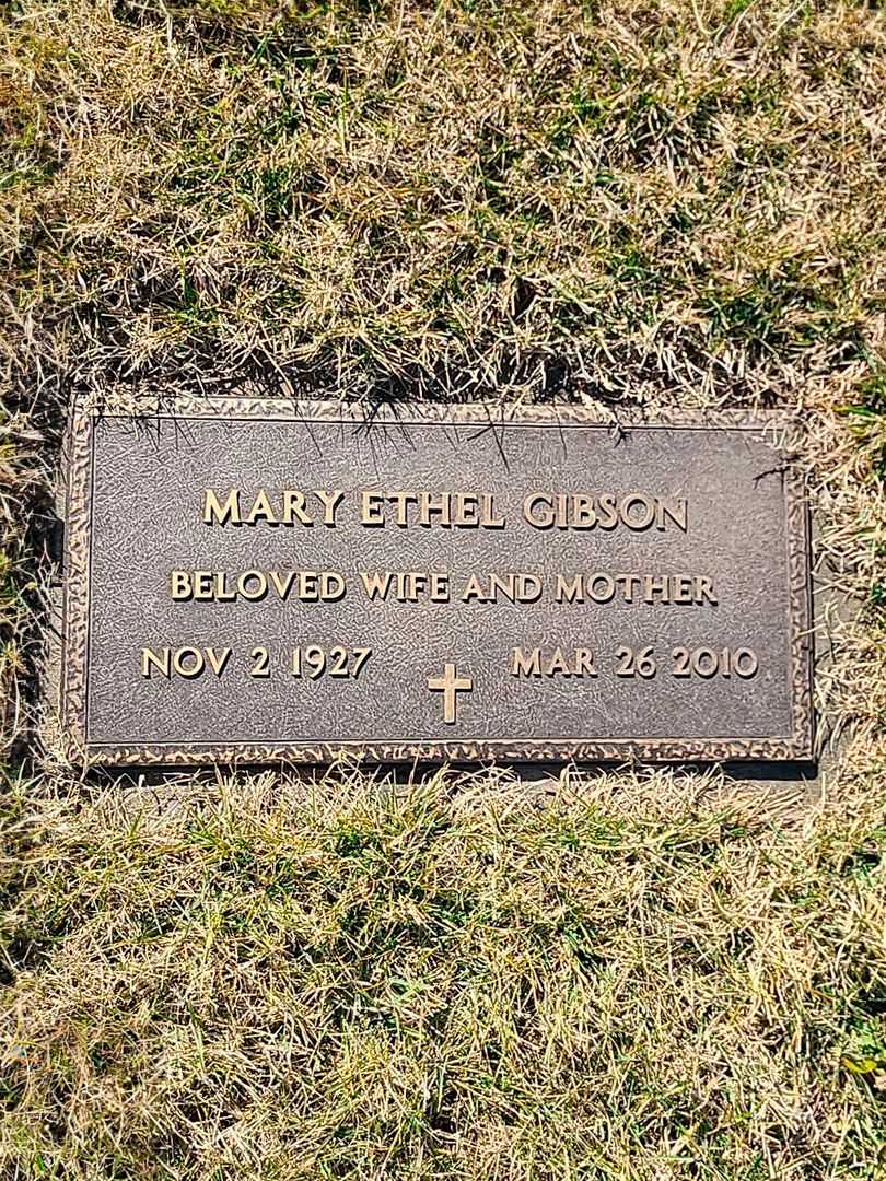 Mary Ethel Gibson's grave. Photo 3