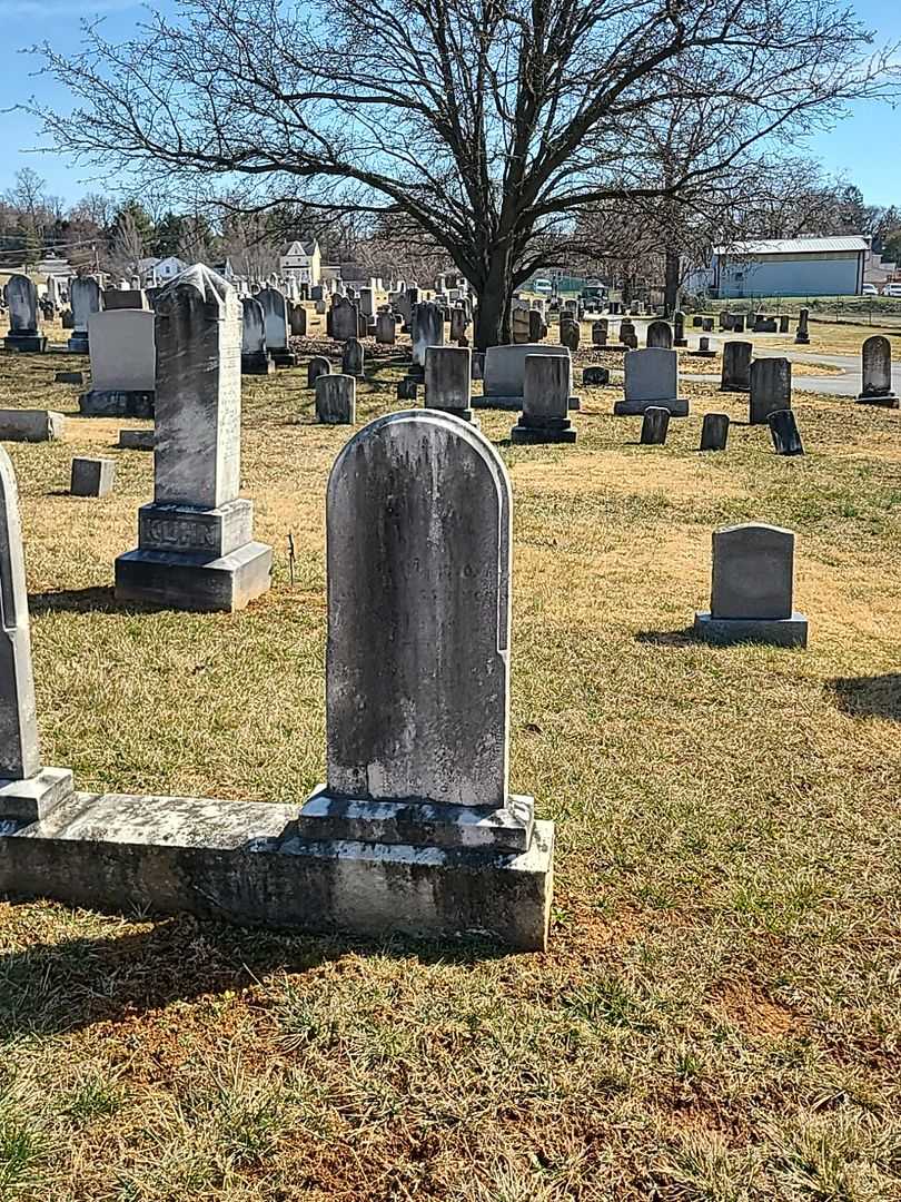 John Kuhn's grave. Photo 2