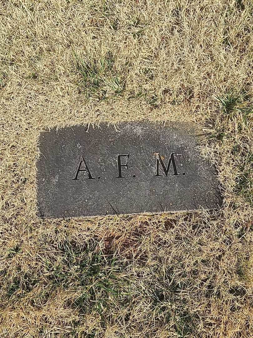 Alice Fulton Miller's grave. Photo 4