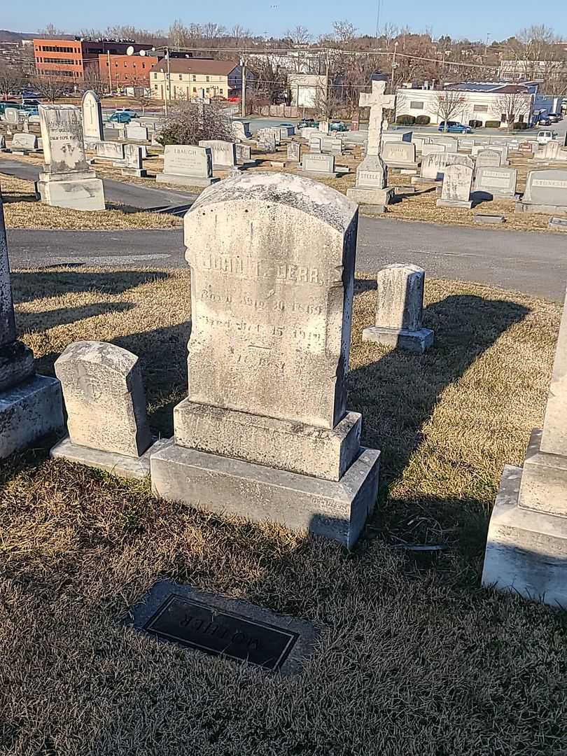 John T. Derr's grave. Photo 2