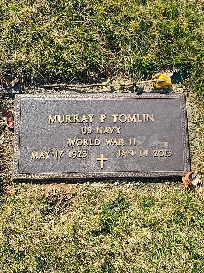 Murray P. Tomlin's grave. Photo 1