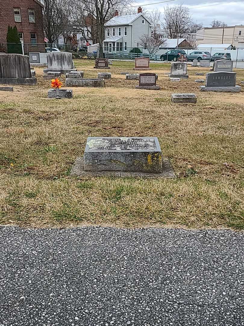 Edna Van Fossen Weidner's grave. Photo 2