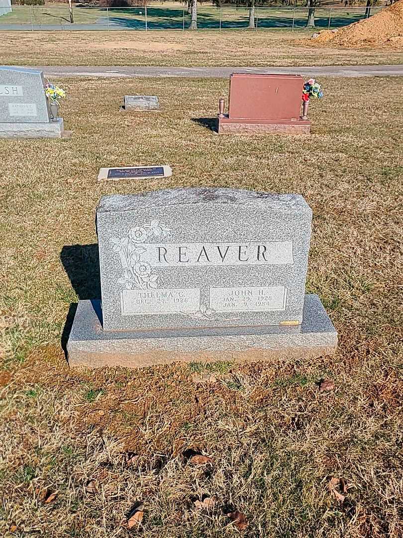 John H. Reaver's grave. Photo 2