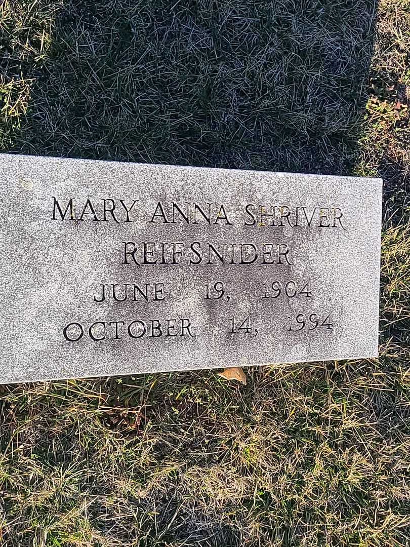 Mary Anna Shriver Reifsnider's grave. Photo 3