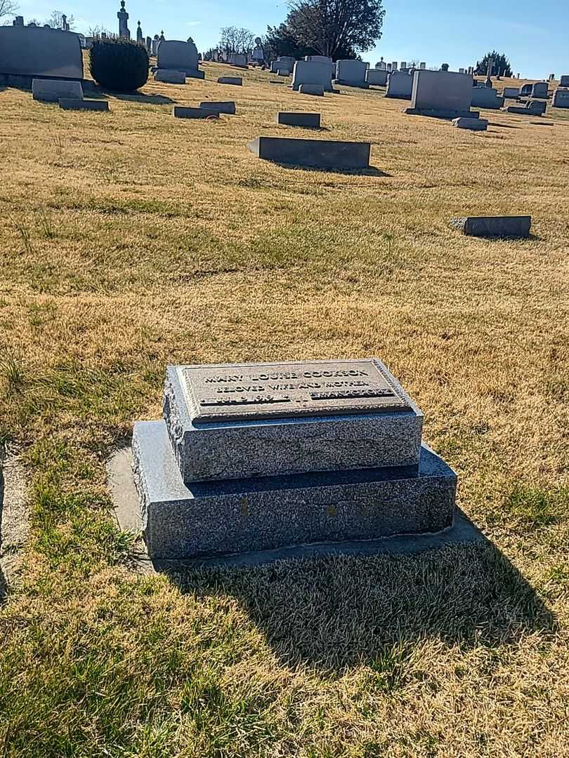Mary Louise Cookson's grave. Photo 2