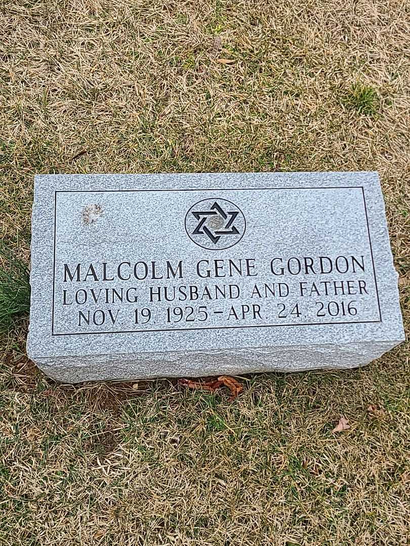 Malcolm Gene Gordon's grave. Photo 4