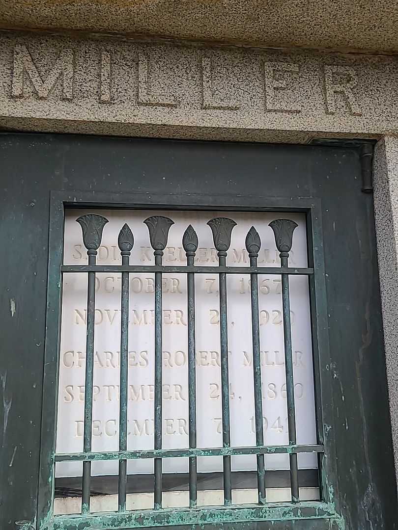 Sadie Kneller Miller's grave. Photo 1