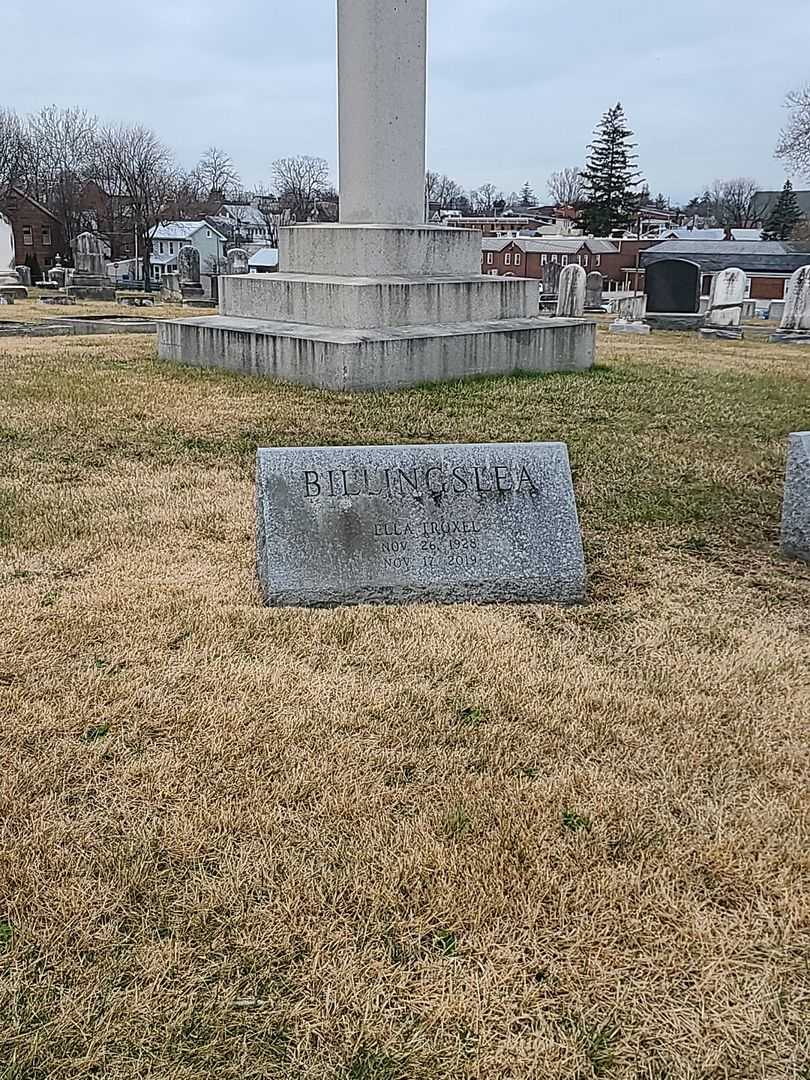 Ella Troxel Billingslea's grave. Photo 2