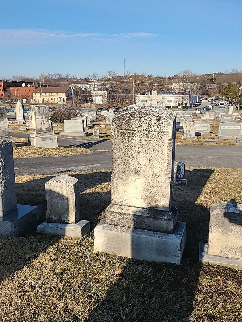 Theodore I. Derr's grave. Photo 2