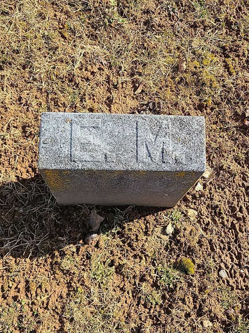 Emmanuel MacKley's grave. Photo 4