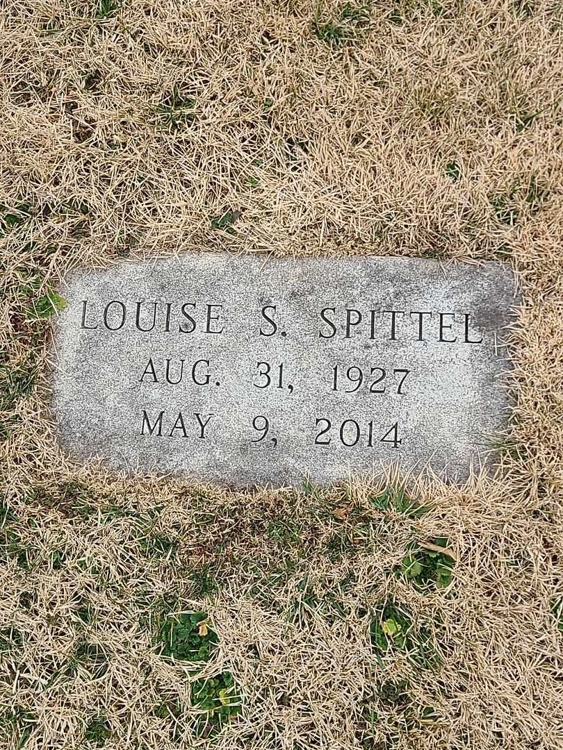 Louise S. Spittel's grave. Photo 3