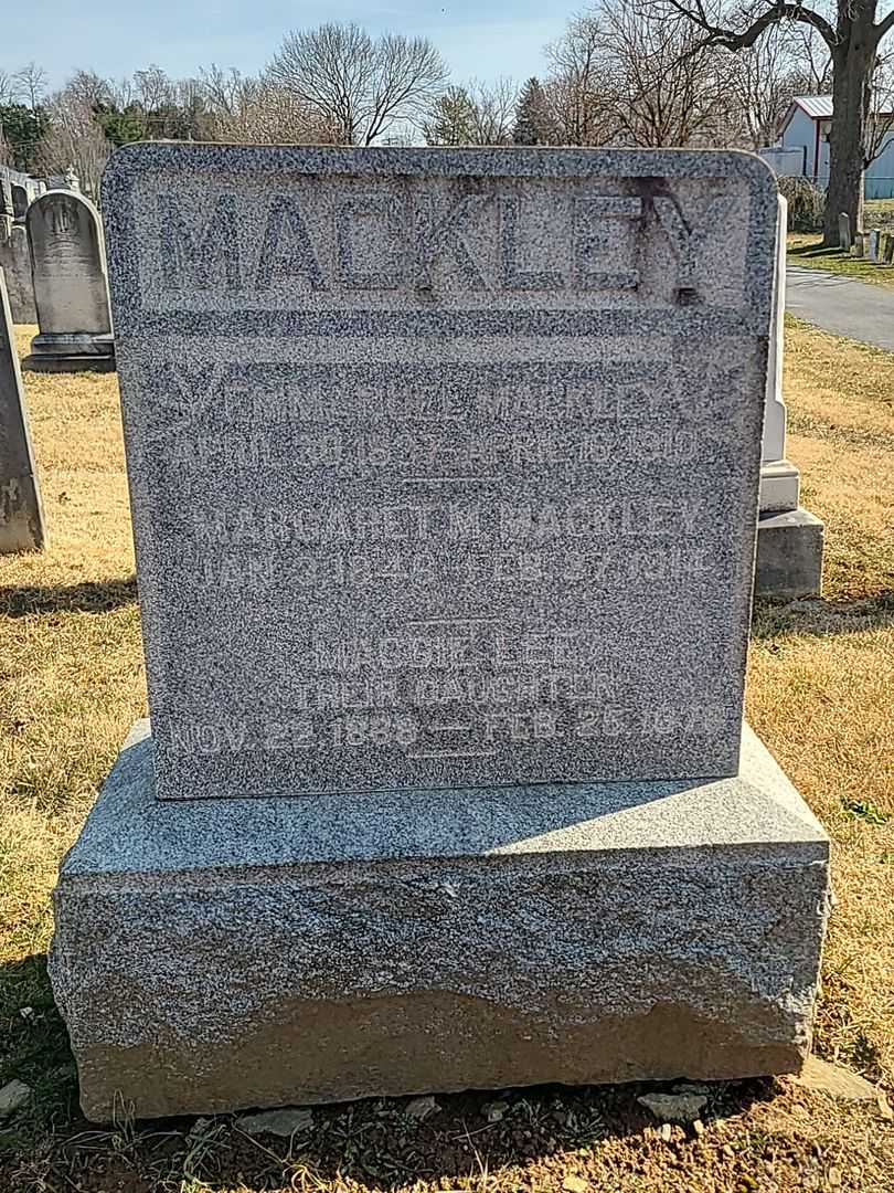 Maggie Lee MacKley's grave. Photo 3