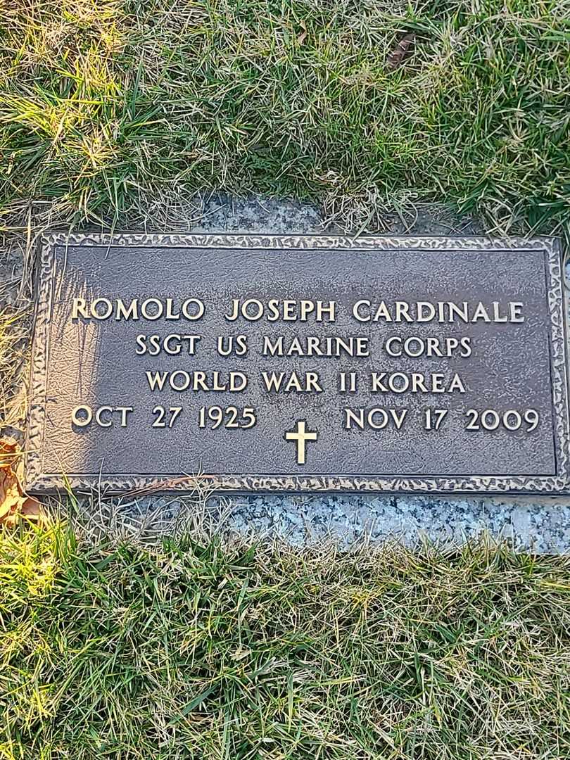 Vivian May Cardinale's grave. Photo 1