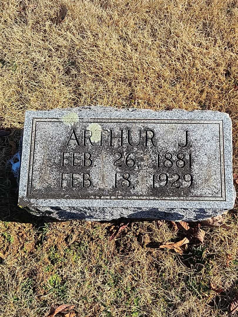 Arthur J. Arbaugh's grave. Photo 3