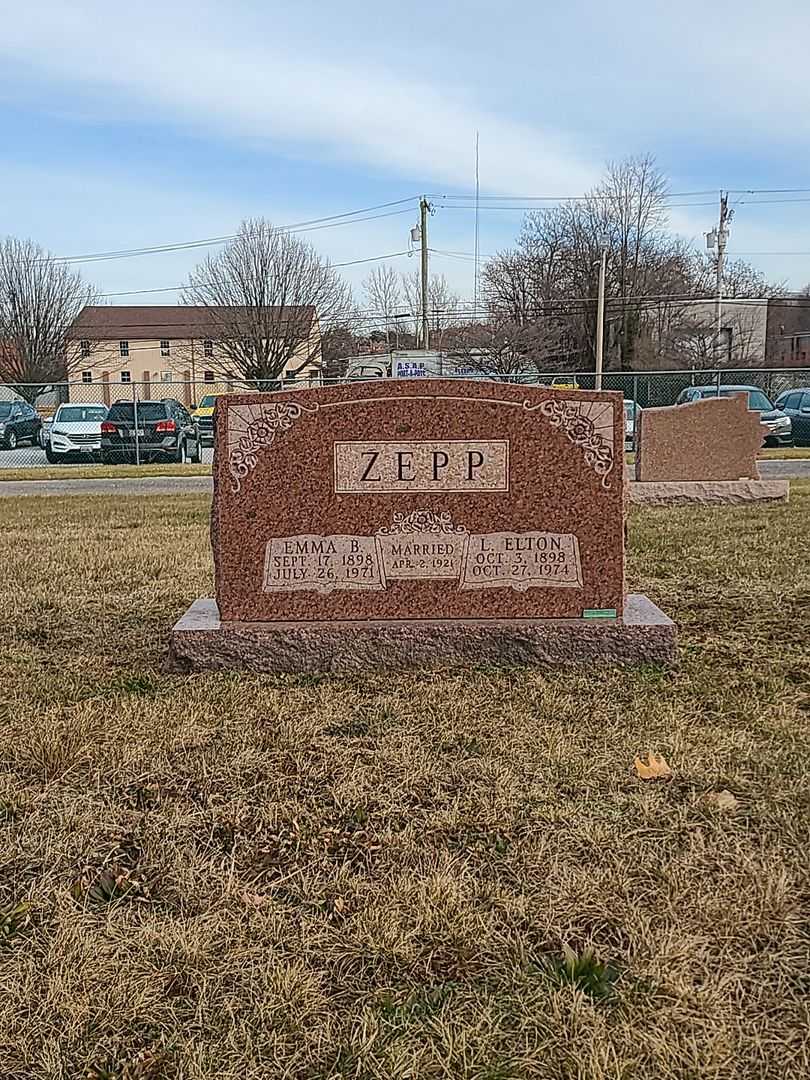 John C. Rickell's grave. Photo 2