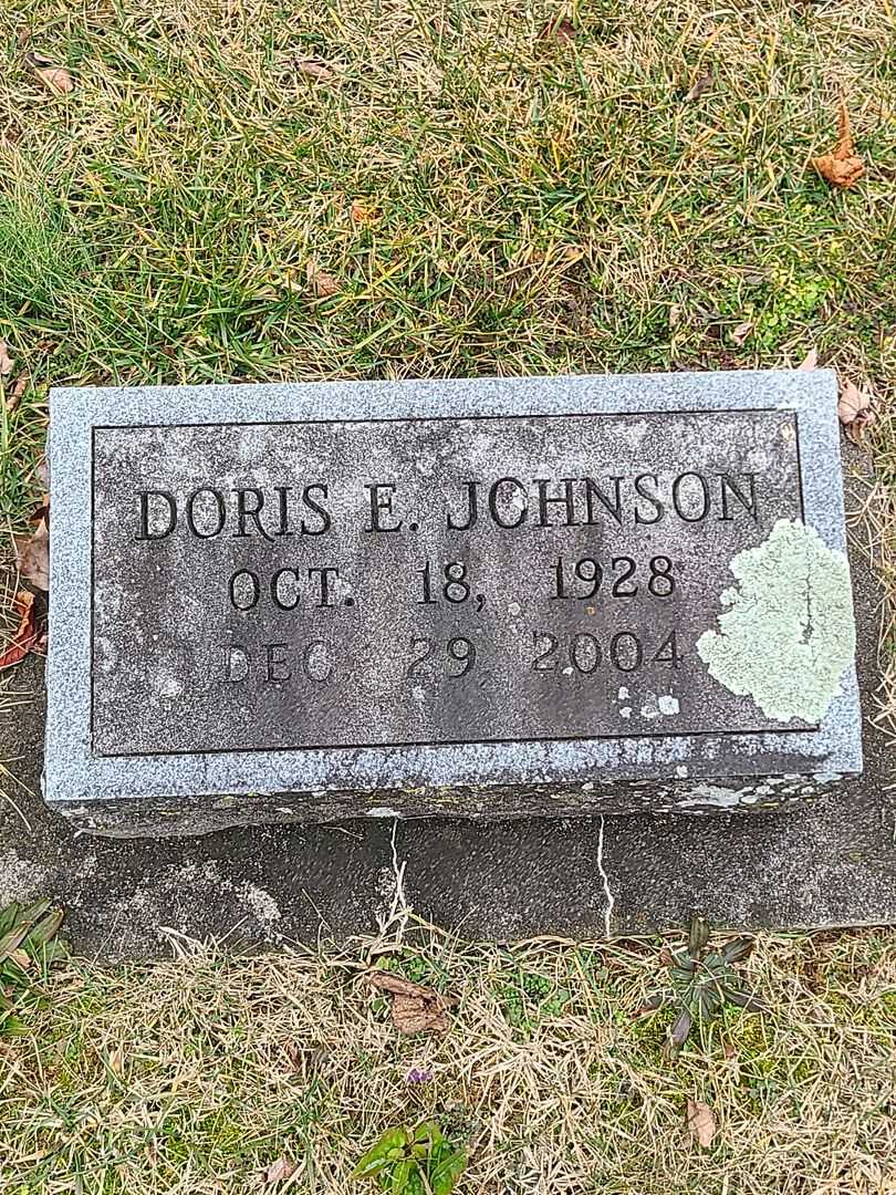 Doris E. Johnson's grave. Photo 1