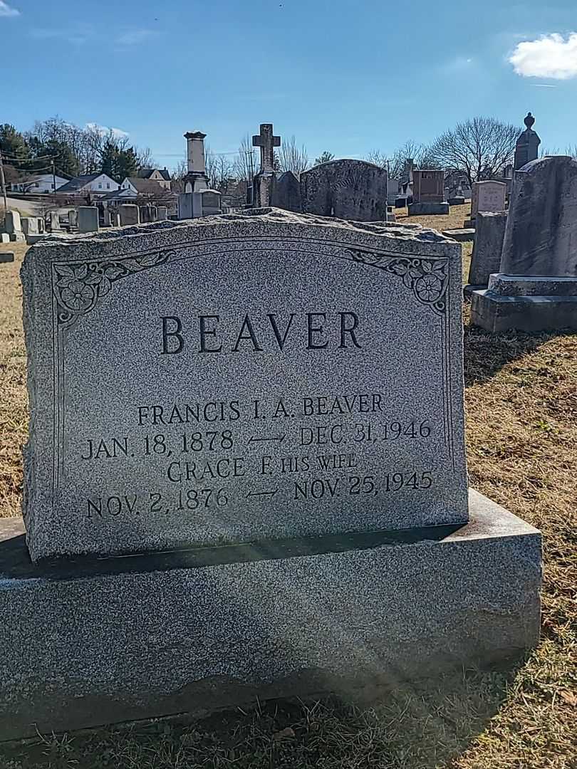 Grace F. Beaver's grave. Photo 3