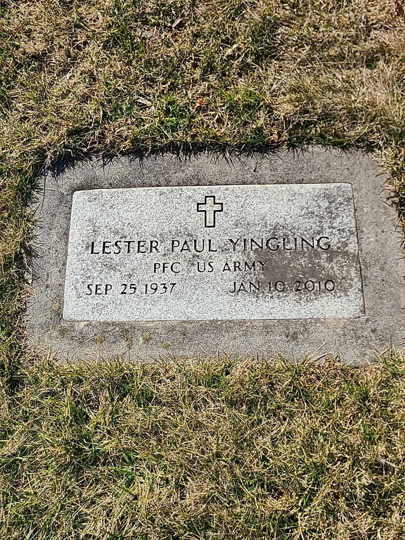 Lester Paul Yingling's grave. Photo 1