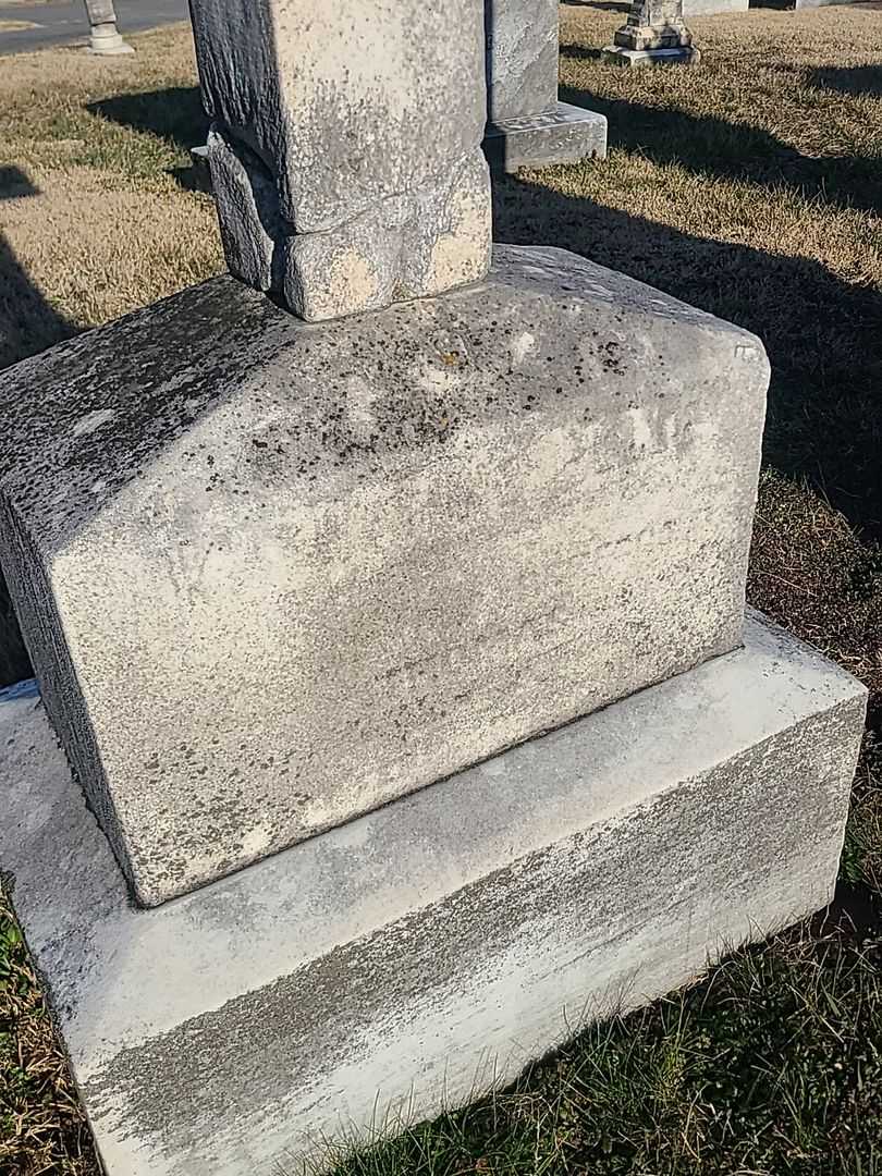 Katharine Belle Thomas's grave. Photo 3