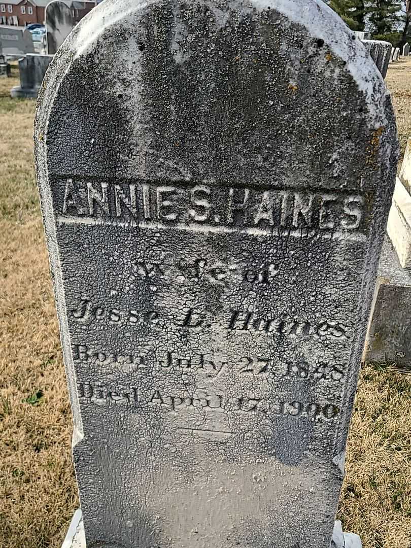 Annie S. Haines's grave. Photo 2