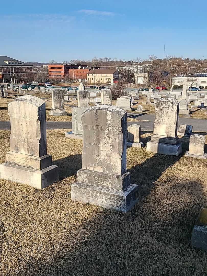 Theodore Derr's grave. Photo 2