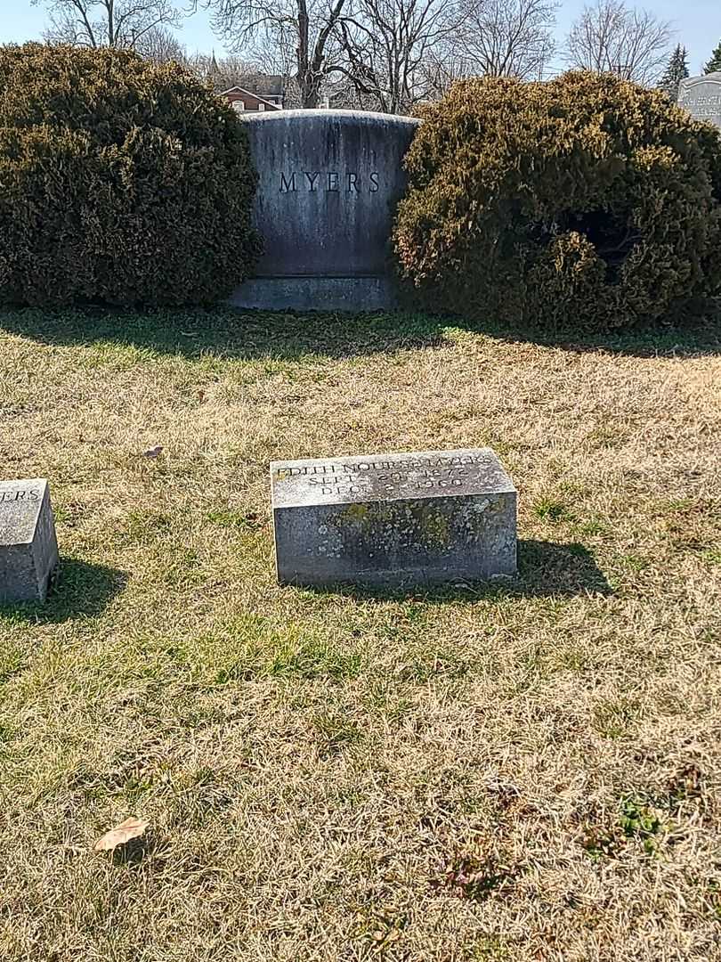 Edith Nourse Myers's grave. Photo 2
