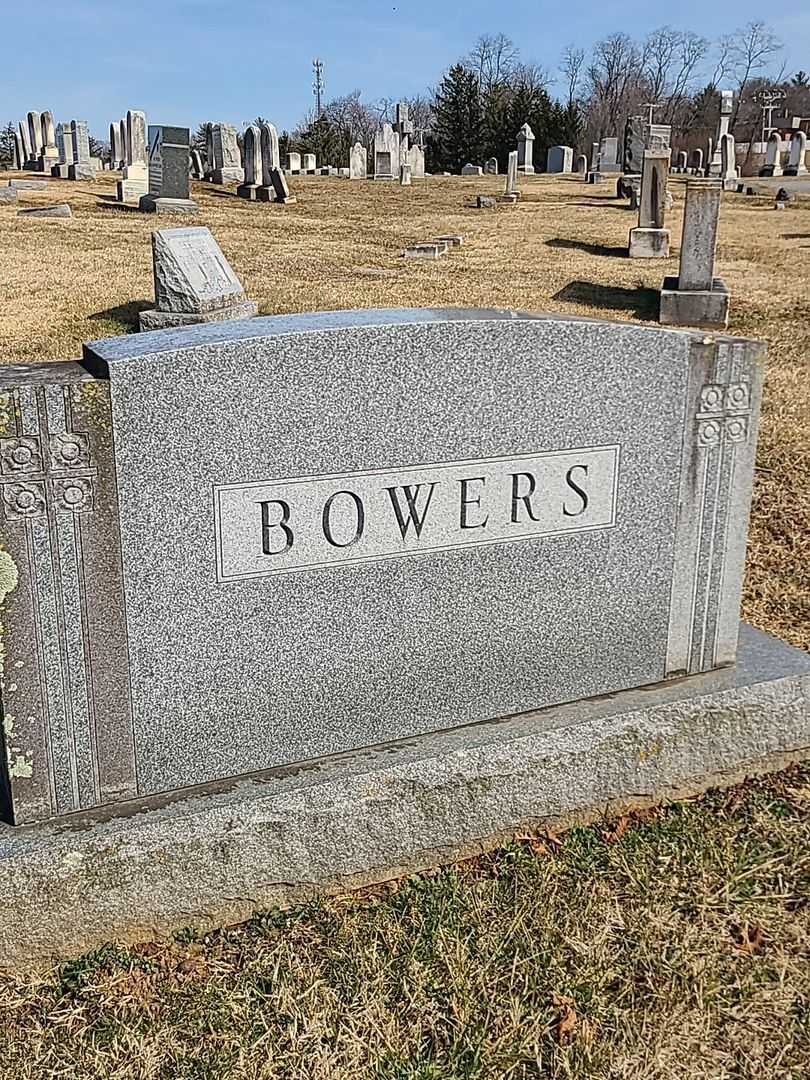 C. Eugene Bowers's grave. Photo 1