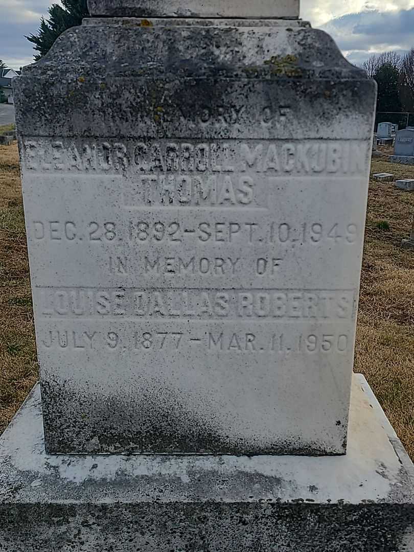 Eleanor Carroll MacKubin Thomas's grave. Photo 3